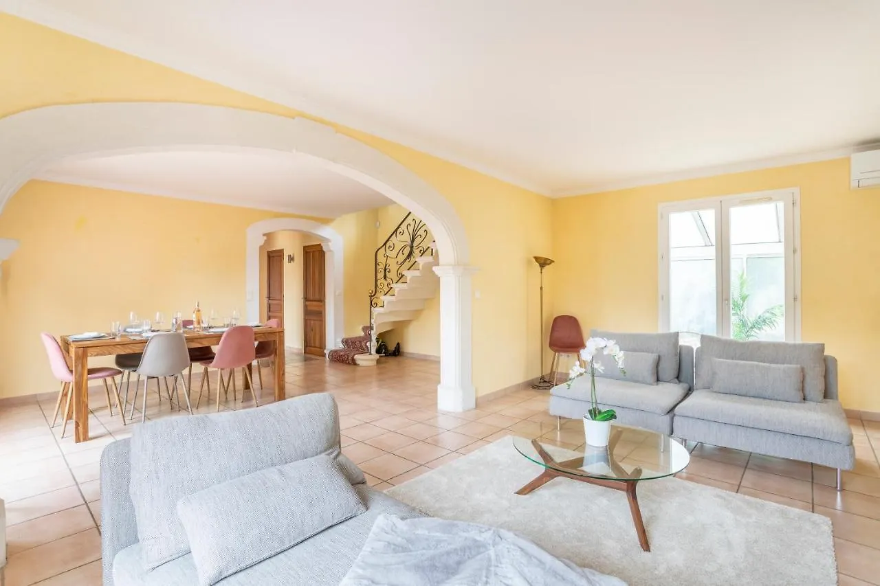 Villa Le Puy Du Roy - Climatise Et Piscine Privee à Aix-en-Provence
